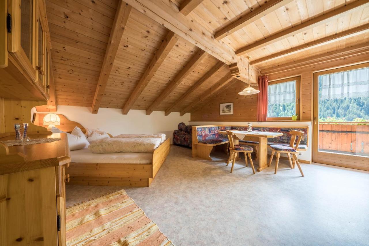 Haus Hubertus - Fewo 5 San Leonardo in Passiria Eksteriør bilde