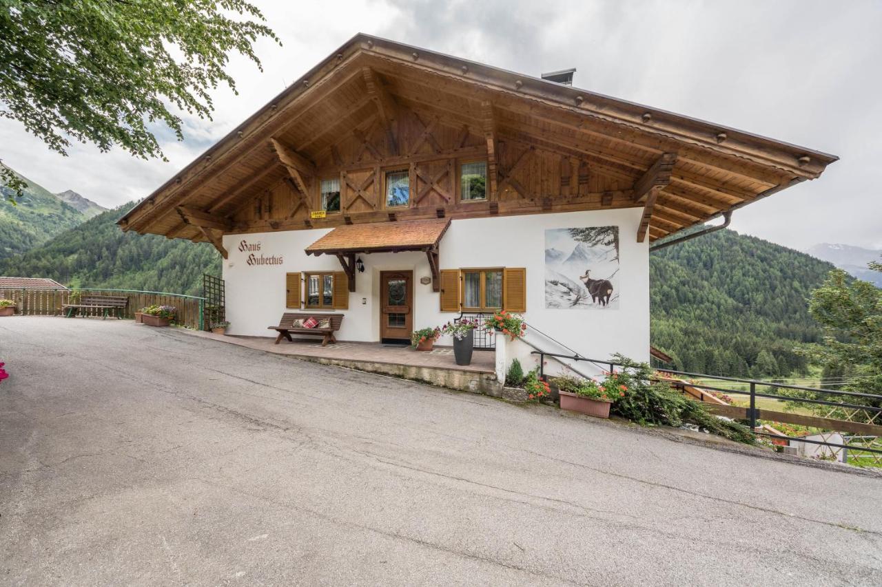 Haus Hubertus - Fewo 5 San Leonardo in Passiria Eksteriør bilde